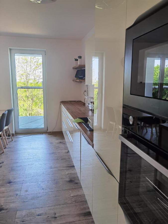 Апартаменты Sunset House Piestany Cervena Veza Banka Экстерьер фото
